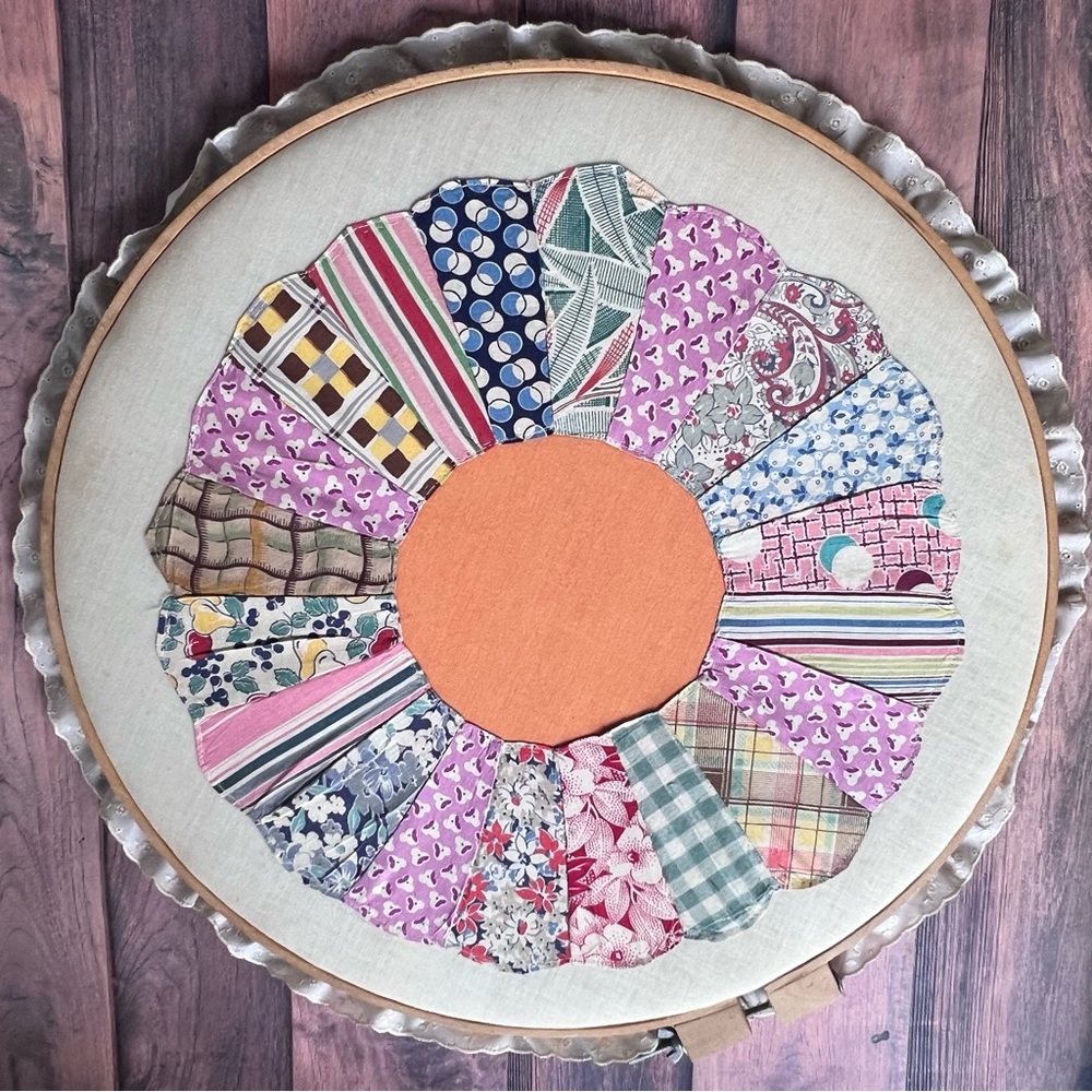 Antique 1930,s Handmade Colorful Patchwork Embroidery Hoop‎ Art